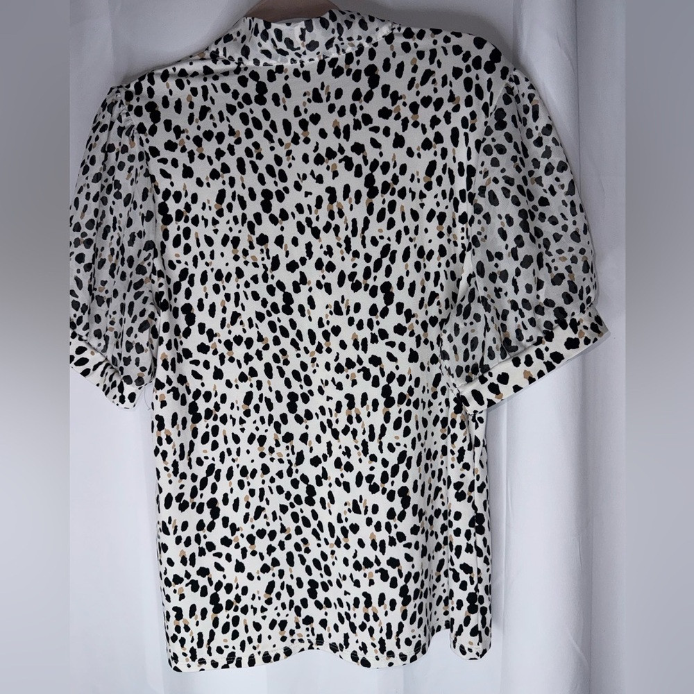 Leopard Print Sheer Sleeve Top
